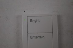 Lutron Pico Wireless Control 4 Button PJ2-4B-GWH-P01 Remote White WORKING B231