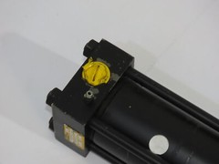PARKER Hydraulic Cylinder 63MM Bore X 1500MM Stroke 210 Bar