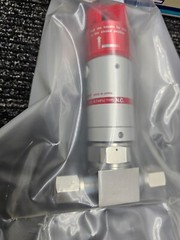 Fujikin Hybrid Diaphragm Valve, Actuator Press 72.5-101.5 psig AT1CNF700