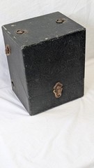 Vintage Alnor 7000-H Dewpointer No.210 measures dew point of gases weighs 16 lbs