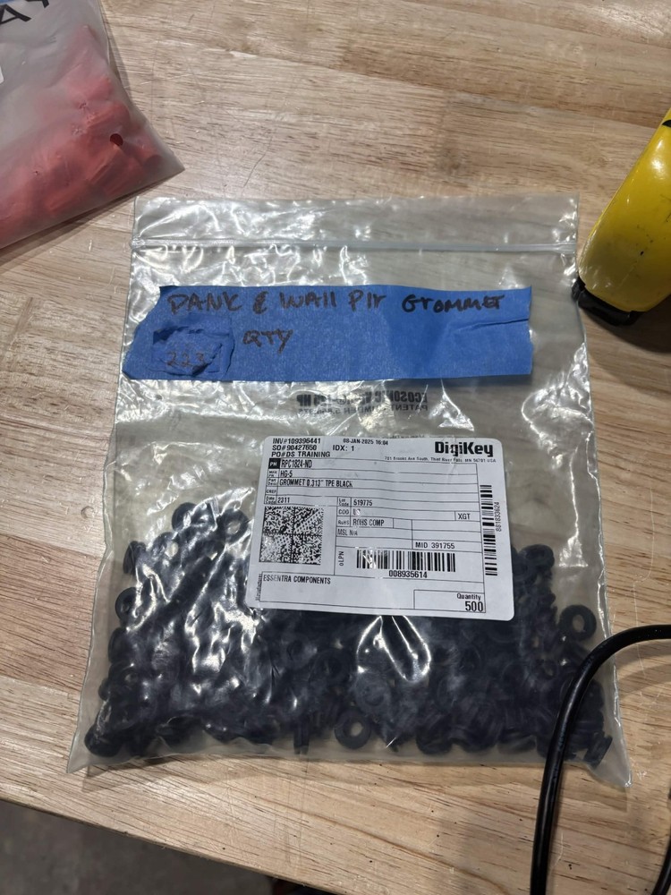 Essentra Components 0.313″ TPE Black Panel Grommets RPC1824‑ND Bag of 223 pcs Di