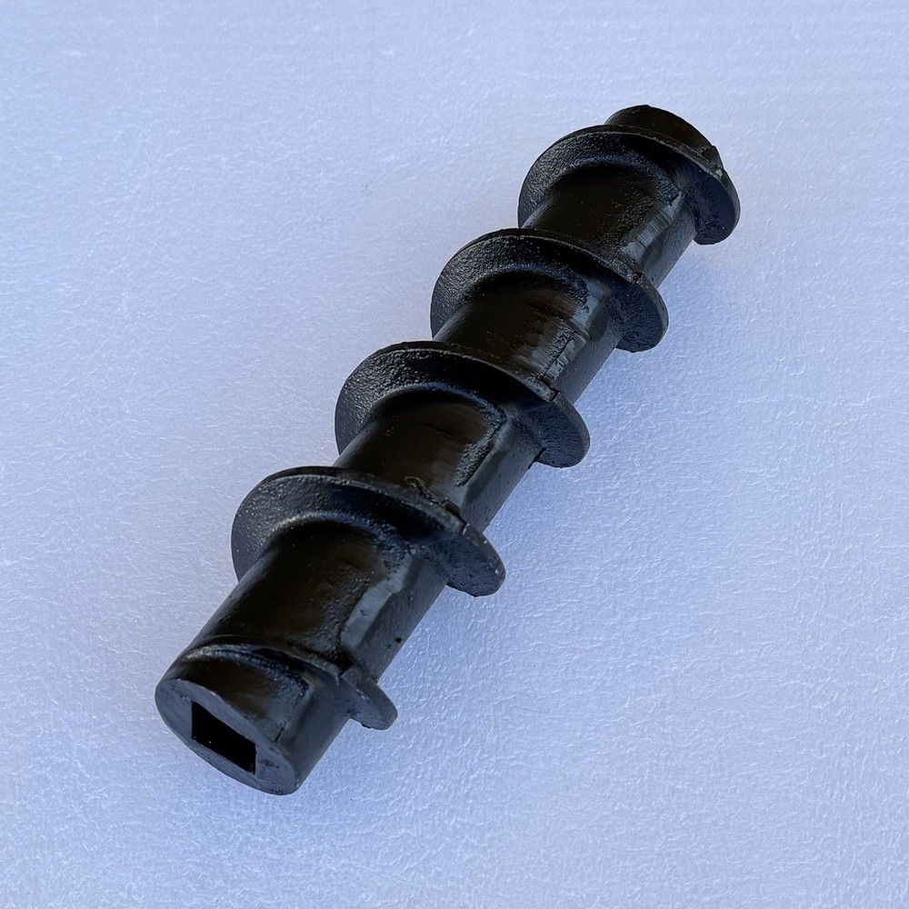 B10574 Right Side Outer Dry Fertilizer Auger For John Deere