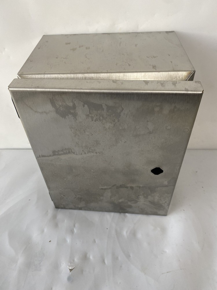 SAGINAW CONTROL SCE-10086ELJSS Stainless Steel Electrical Box Used