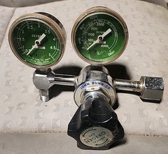 John Bunn Co. Gas Oxygen Regulator Valve Gauge Model 0150-055 5L fpm – Used