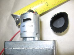 Merkle-Korff 12 Volt DC High Torque Gear Motor- 5.4 RPM 5/16″ Shaft CW/CCW