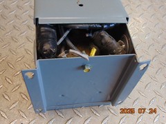 SQUARE D 750SV43F .750 kVA 1-PHASE TRANSFORMER PRI: 120/240V SEC: 12/24V