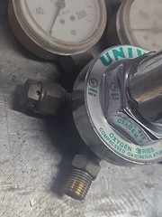 Uniweld 592H Compressed Gas Regulator 0-4000 PSI