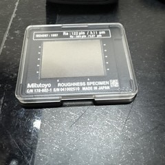 MITUTOYO SJ-220 Surftest Portable Surface Roughness Tester Profilometer