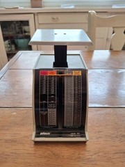 Vintage Pelouze Model X2 Postal Scale 2 Pounds January 1995 Rates
