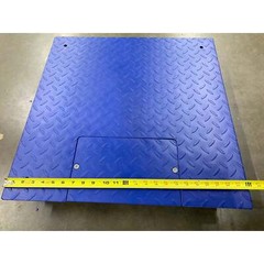 Refurbished Industrial Platform 24” x 24” Floor scale for weighing 5000 lbs