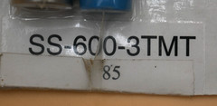 SWAGELOK SS-600-3TMT TUBE FITTING MALE RUN TEE – LOT OF 3PCS