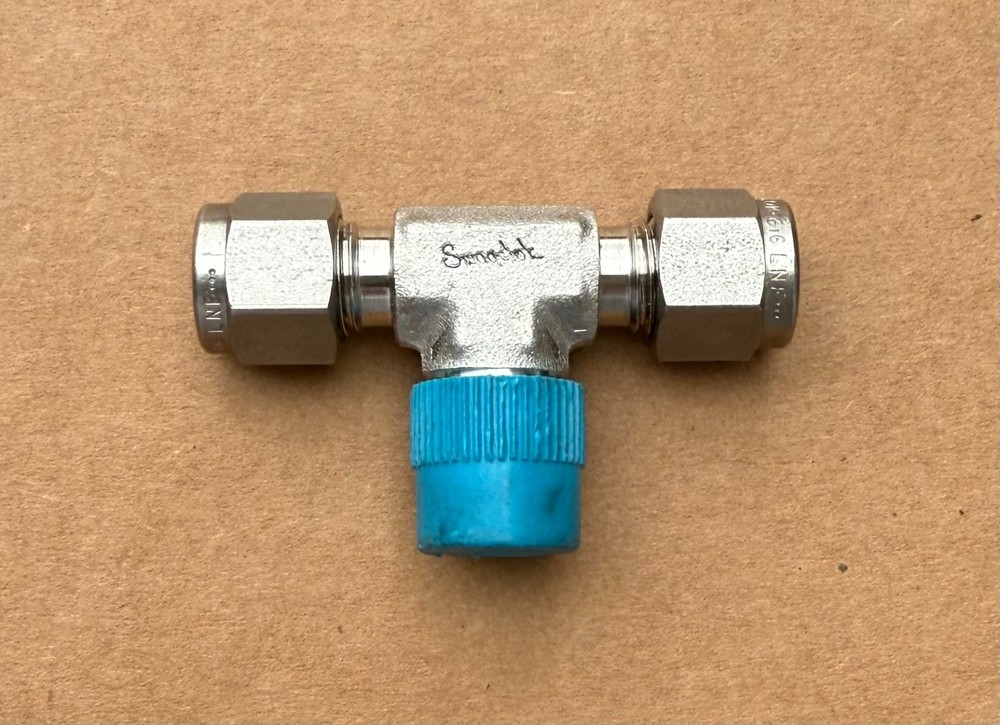 Swagelok 1/4″ SS Stainless Stee Tee SS-400-3-4TTM Several Avail New