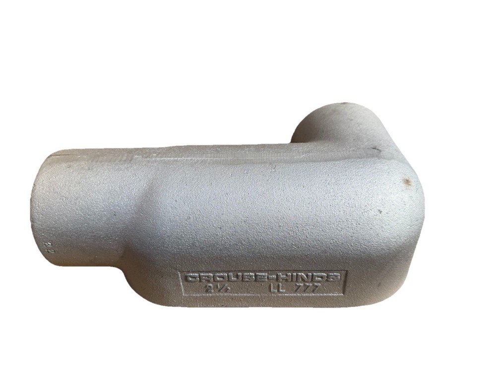 **NEW**Crouse-Hinds LL777 Iron Conduit Outlet Body LL 2-1/2″ Form 7 LL Fitting