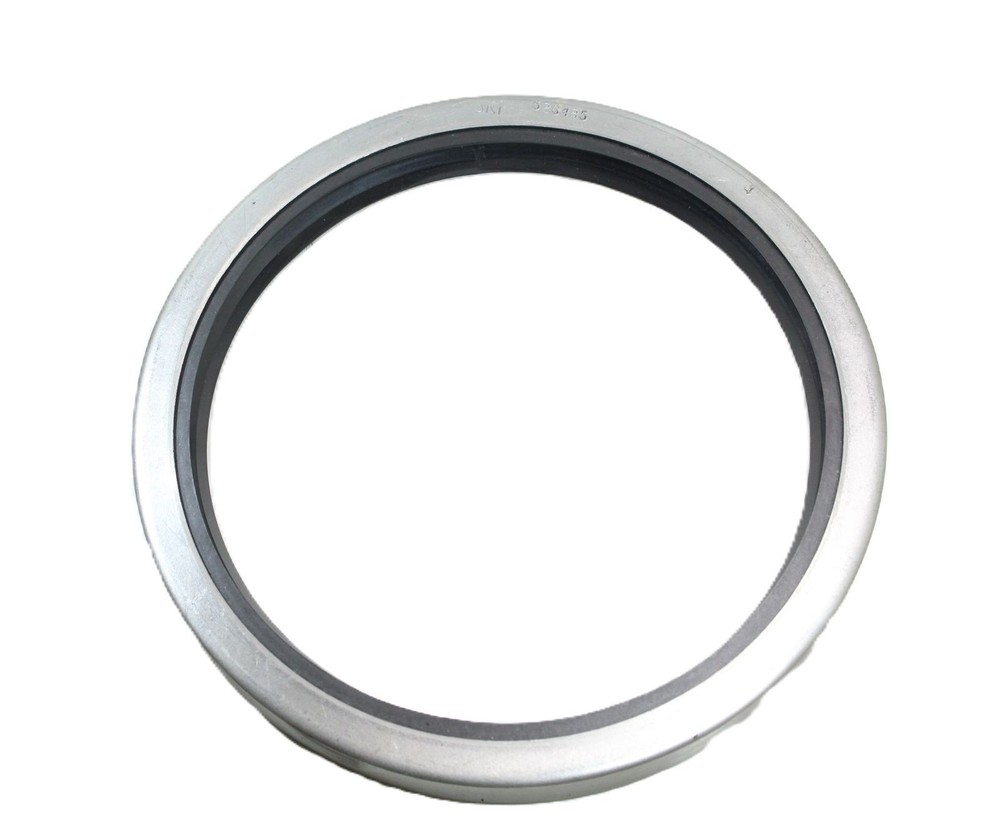 SKF 526485 Double Lip Oil Seal – Solid, 7.500″ Shaft Dia., 9.000″ OD, 0.968 ” W