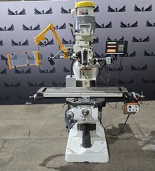 BRIDGEPORT SERIES I 2HP VERTICAL MILLING MACHINE USED