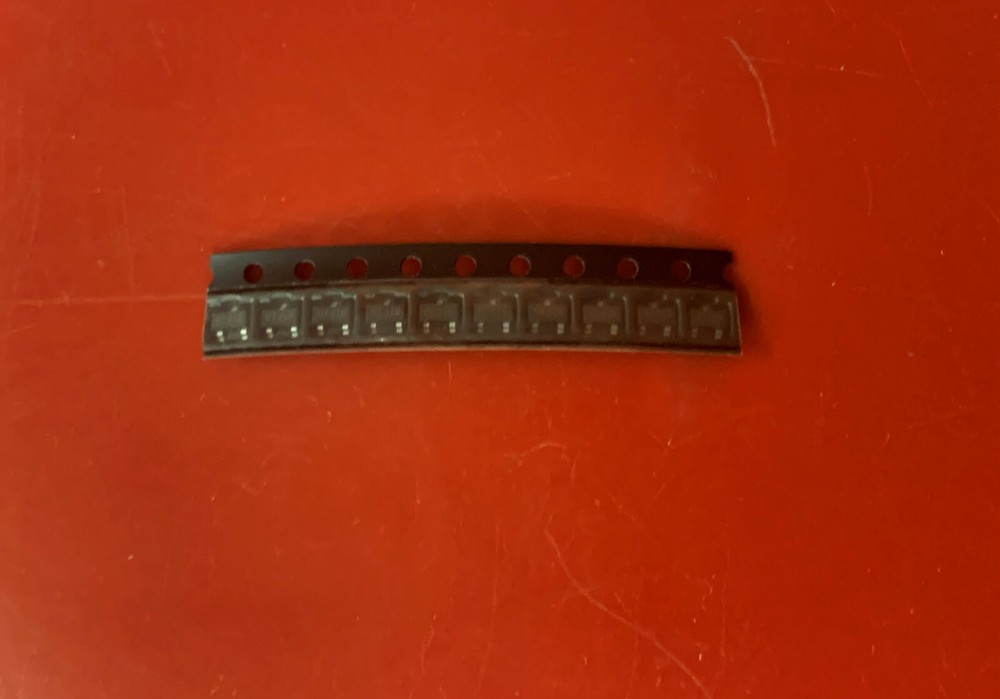 10x SI2301DS-T1 SILICONIX MOSFET Transistor P-Channel TO-236 MOSFET 20V 2.3A