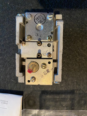 Jhonson Controls T-4506-203 Direct Acting Day/Night Pneumatic Thermostat