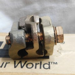 Burndy QPX2828 Brass Versitap Parallel Clamp 4/0 (Box of 8)