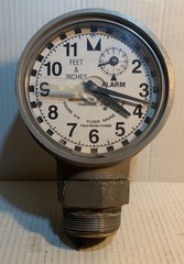 Morrison Bros. 918 Series 2 in. Male NPT Clock Gauge Only