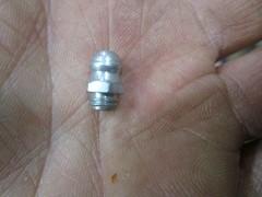 40 NOS 1/4″-28 NF Straight Alemite ZERK Grease Fittings 9/32″ Hex USA