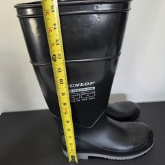 Dunlop Women’s/Men’s Rubber Boot, Steel Toe, 16″ Height, Black, Size M-6 W-8