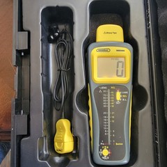 General MMD900 Pin/Pinless Deep Sensing Moisture Meter Yellow Gray W/Probe