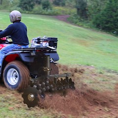 32″ Cut Width Disc Plow Harrow With 2″ Receiver Hitch Mount for ATVs /UTVs Heavy
