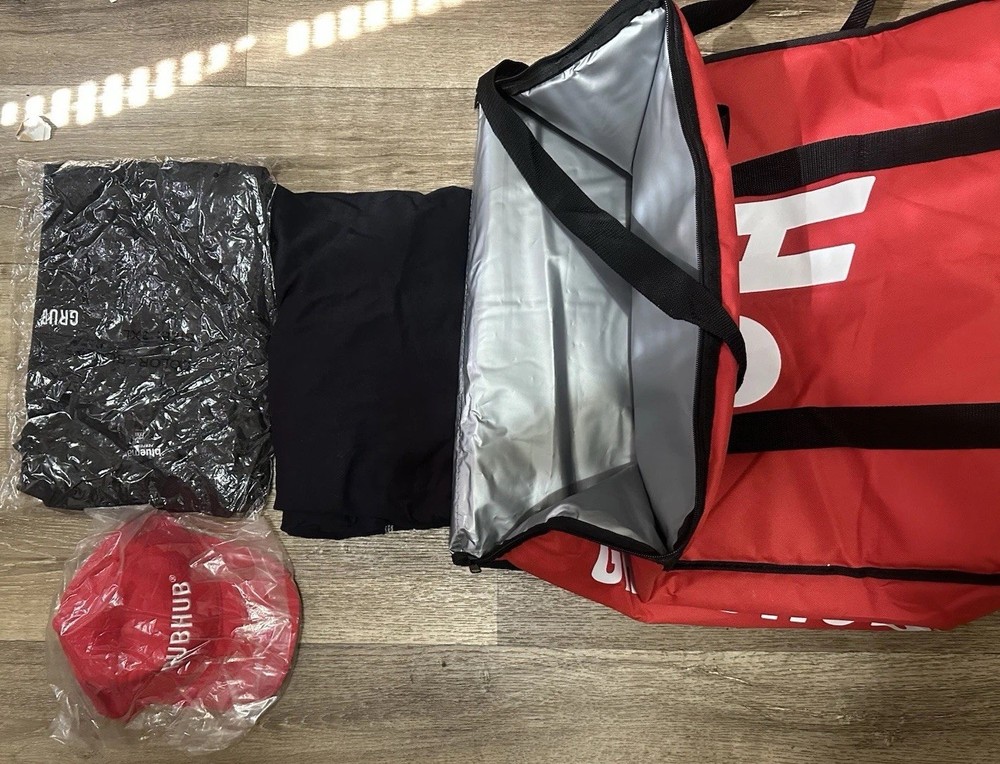 Grubhub Official Large 19″x19″x9” Insulated Delivery Bag Red + 3XL Shirts & Hat