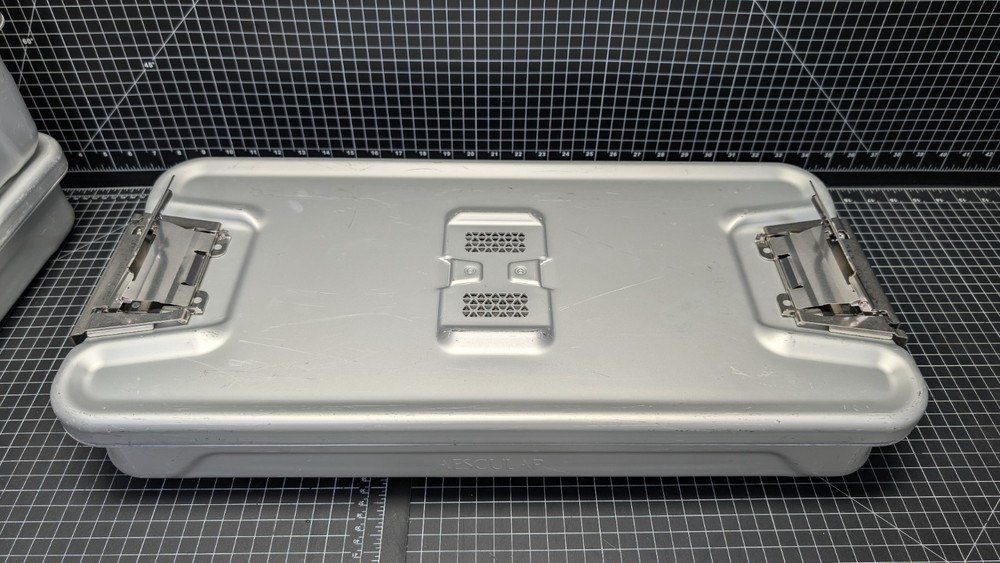 AESCULAP Aicon JJ111 Sterilization Container w/ Enhanced Drying System EDS