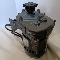 Dayton 5K934C Gearmotor 1/4 HP 115V 12 RPM 144:1 Reversible UNTESTED Parts