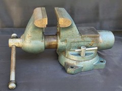 Wilton Tradesman Bullet 1760 6″ Jaw Bench Vise 66 Pounds
