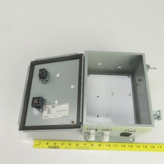 Hoffman A10086CH 10″ x 8″ x 6″ Electrical Enclosure W/Backplate & Switch