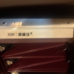 Supply 3-Ring Binders, 8red And 2 White