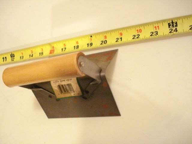 (0046.) Corner Trowel Outside – Square Radius —-5″L x 2-1/2″W
