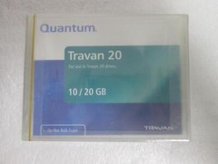 QUANTUM LOT OF 72 TRAVAN 20 10/20 GB