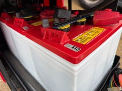 Betco® XT3 27 Battery floor Burnisher