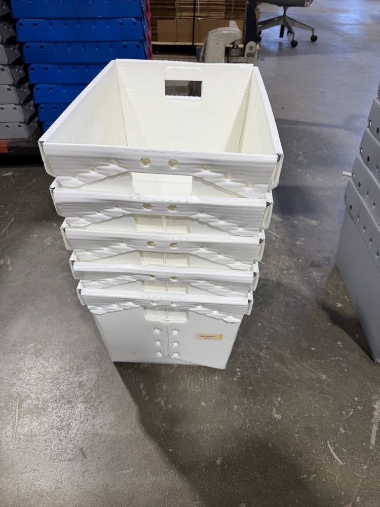 Lot of 5 Corrugated Plastic Postal Mail Type Totes Bin 18.5″L x 13.5″W x 11.5″H