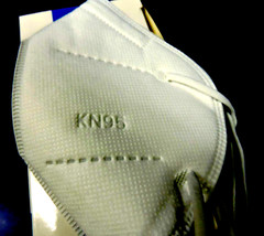 80 Pcs KN95 Face Mask Respirator Mouth Nose Cover 95% Protective 5-Layer / WHITE
