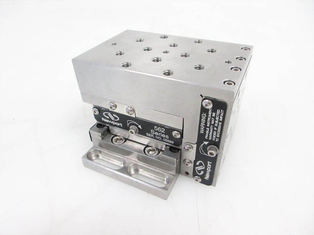 NEWPORT 562-XYZ -RH XYZ LINEAR STAGE ULTRALIGN 0.5″ RIGHT-HANDED 562-XYZ-RH
