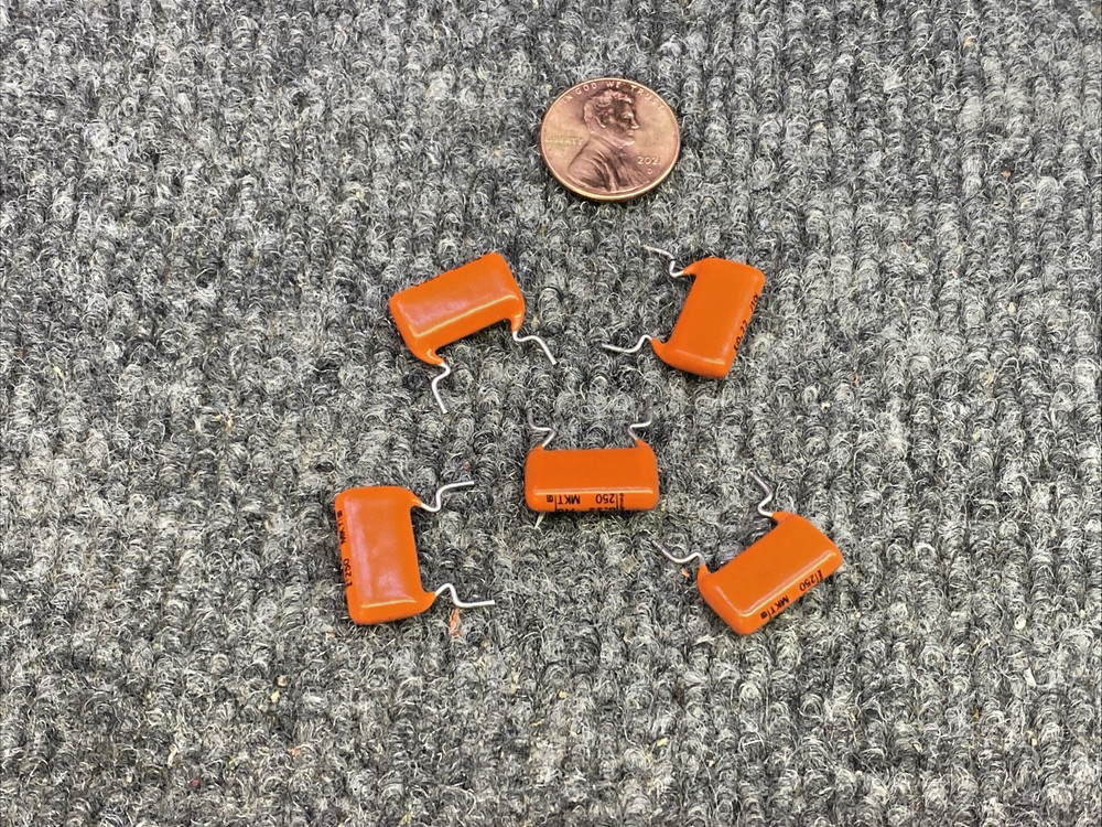 5 Pcs 0.22uF 250V 10% Radial Polyester Film Drop Capacitors Philips
