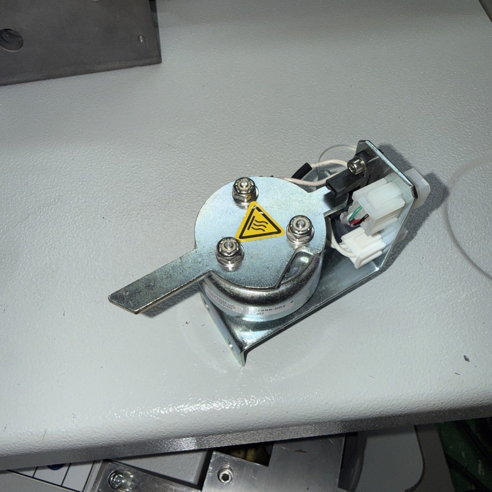ASP STERRAD NX 10033 197899-002 SOLENOID CAGE DOOR LOCK ASSEMBLY SAIA-BURGESS