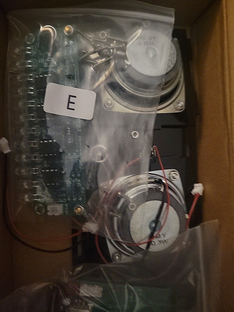 DIY BT Speaker Kit with FM Radio 87.5-108MHZ DIY Soldering Project Practice Sold