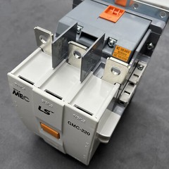 New GMC-220 Contactor for LS (LG) AC100-240V/DC100-220V
