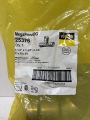 Viega 25376 MegaPressG 1-1/2″ x 1-1/2″ x 1-1/4″ Carbon Steel Tee P1 x P2 x P3