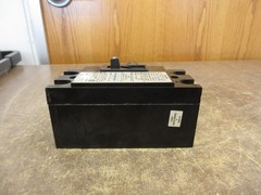 Eaton Circuit Breaker CC2200 200A 240V 2P *Missing (3) Lug Screws* Used