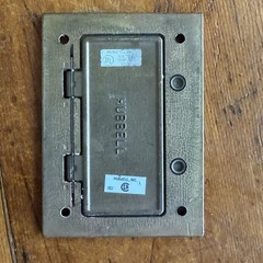 Hubbell S3920 Brass Floor Outlet Cover Plate 3×5 NOS Industrial