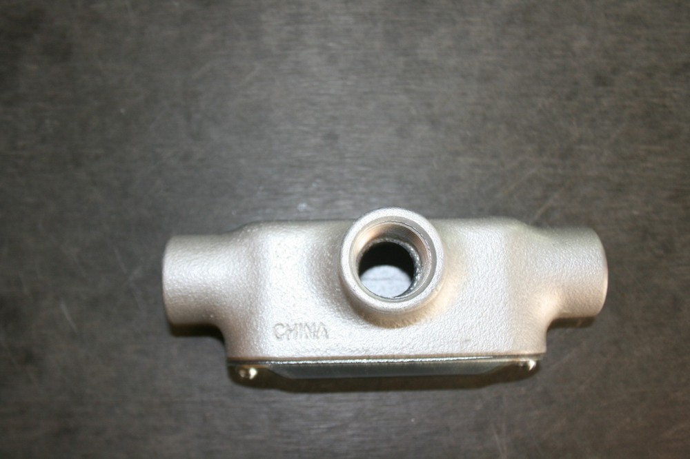 T75M CG W/ Cover 3/4″ Type T Form 5 Conduit Body T&B- Lot Of 10 per case