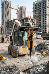 Hydraulic Hammer 680 Concrete Breaker Skid Steer Attachment Sales in USA