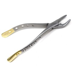 German Dental Upper Universal Tooth Extracting Forceps #150 With Serrated Jaws
