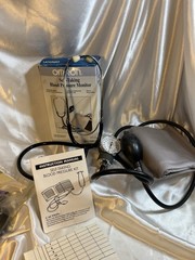 Omron HEM-18 Manual Blood Pressure Monitor Kit, Adult Cuff, Stethoscope